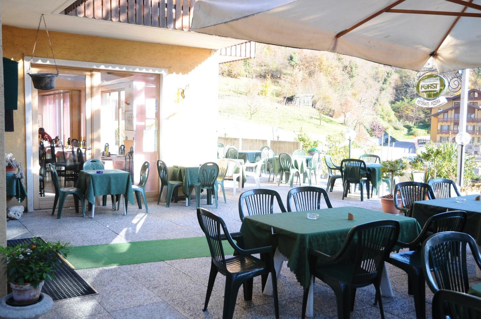 Hotel Cristina Tenno Exterior foto